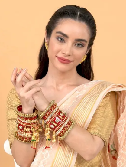 Traditional Red Dulhan Bangles Set
