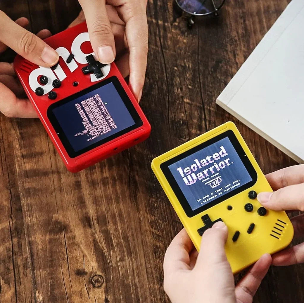 The Retro Game Console (400 Games in 1 Game Box)